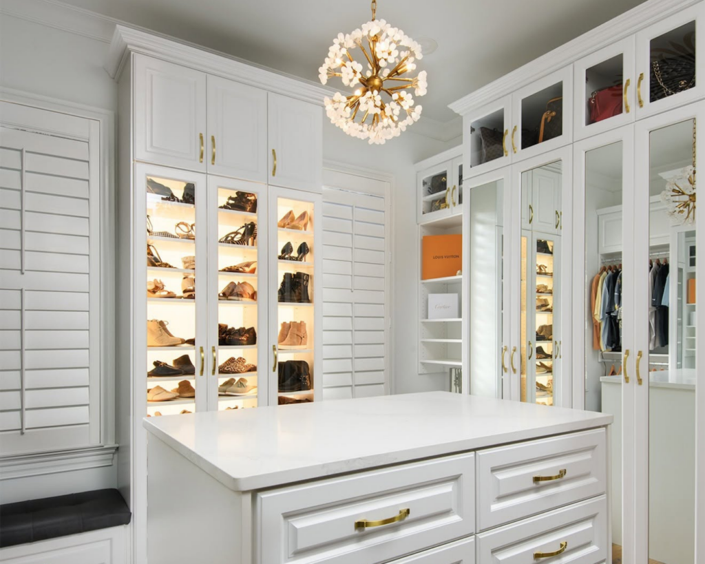 Designing a Custom Closet That Fits Your Lifestyle